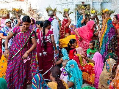 Friends of Skelmanthorpe Library - 'Beyond the Sari' with Mary H